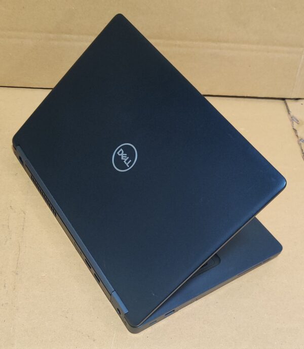 Dell Latitude e5490 Laptop - Image 2